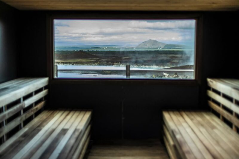 Mývatn: Myvatn Nature Baths Admission Ticket - Facilities and Amenities