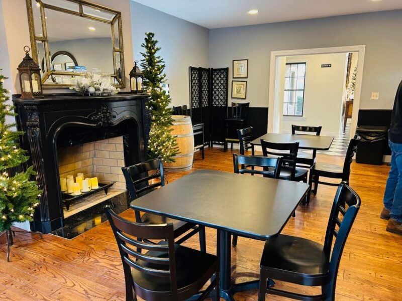 N. Georgia Private Wineries Tour, Dine and Shop From Atlanta - Included Services