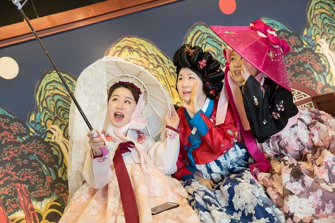 N Seoul Tower Hanbok Rental - Meeting and Pickup Information
