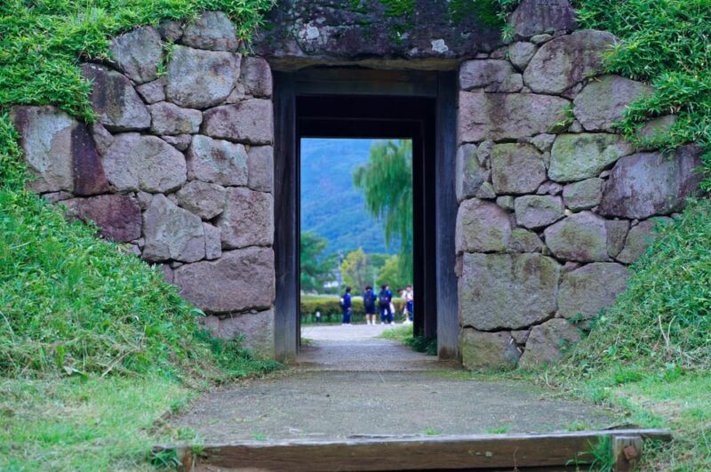 Nagano: Matsushiro Samurai Town Walking Tour - Sanada Treasures Museum