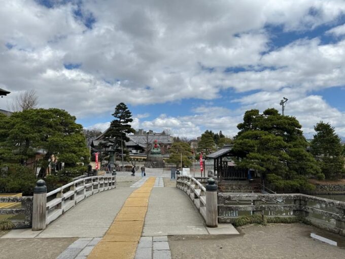Nagano: Snow Monkey Park, Zenkoji One Day Private Tour - Inclusions and Exclusions
