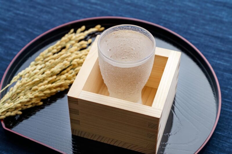 Nagano: Snow Monkeys, Zenkoji Temple & Sake Day Private Tour - Matsushiro Castle Ruins
