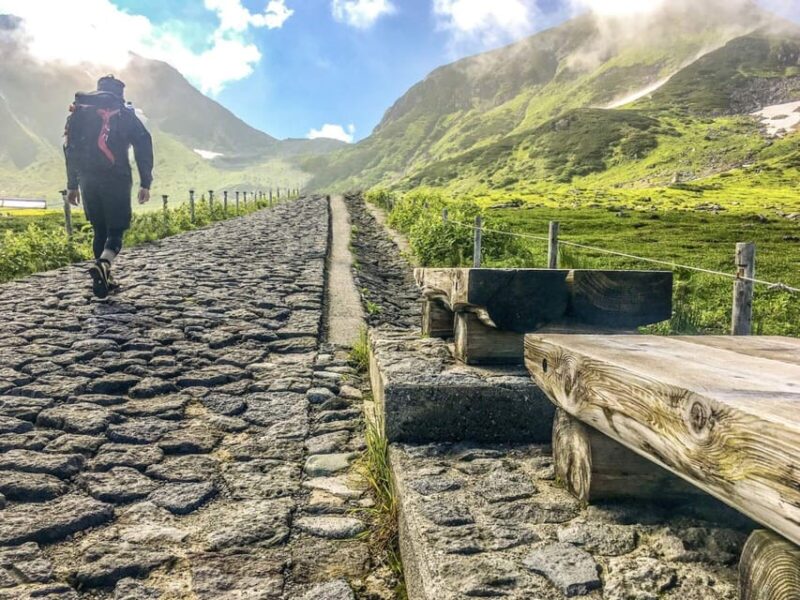 Nagano: Tateyama-Kurobe Guided Walking Tour - Key Points
