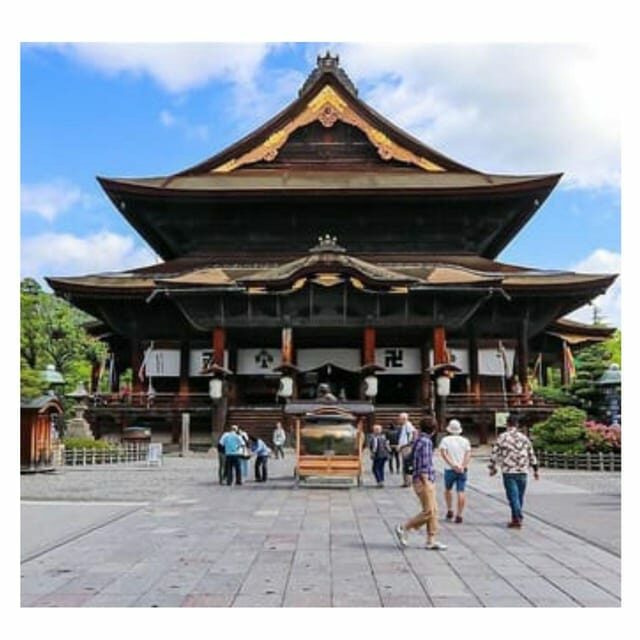Nagano Tokyo: Snow Monkey Private Day Tour Hotel Pick & Drop - FAQ