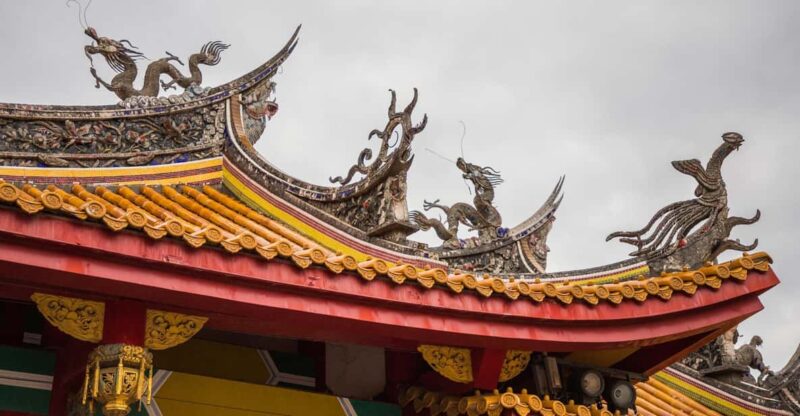 Nagasaki Heritage Trail: Cathedrals, Bridges & Chinatown - Discovering Megane Bridge