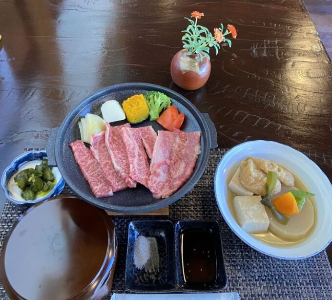 Nagoya: Hida Takayama & World Heritage Shirakawa-go Day Tour - Seasonal Variations