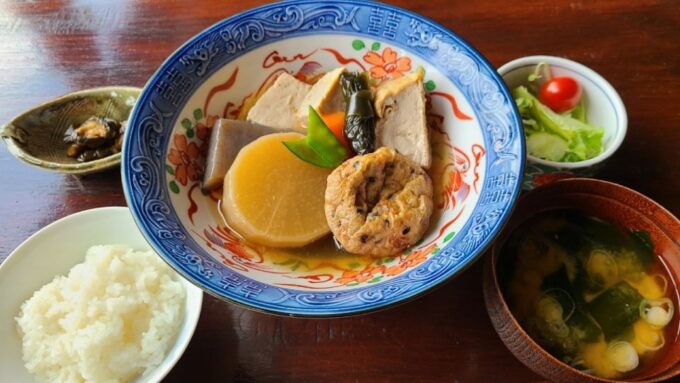 Nagoya: Hida Takayama & World Heritage Shirakawa-go Day Tour - Frequently Asked Questions