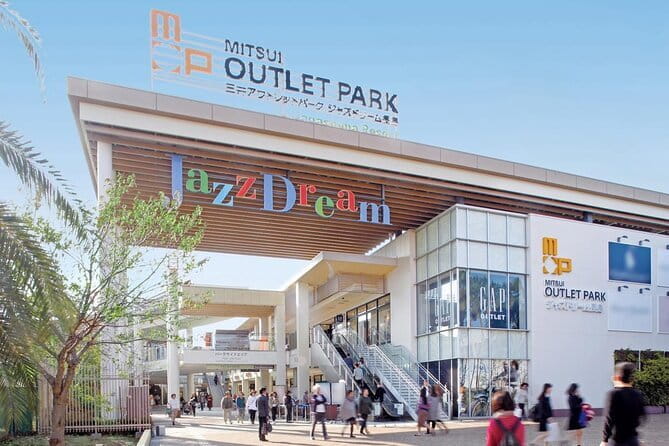 Nagoya Nagashima Outlet Mall & Nabana No Sato Park Day Tour - Meeting and Pickup