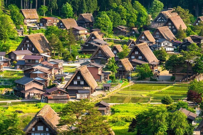 Nagoya Shirakawa-go Village and Takayama UNESCO 1-Day Trip - Accessibility and Accommodation