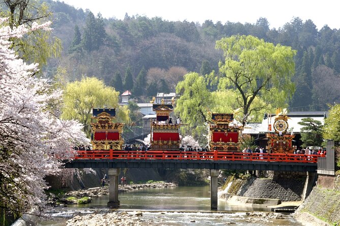 Nagoya to Takayama & Shirakawa World Heritage English Guide - Review Highlights