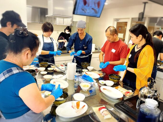 Naha: Sushi Making Experience With All-You-Can-Drink Party - Meeting Point Details