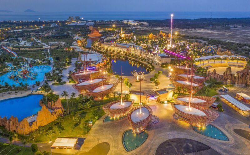 Nam Hoi An: VinWonders Entry Ticket - Key Points
