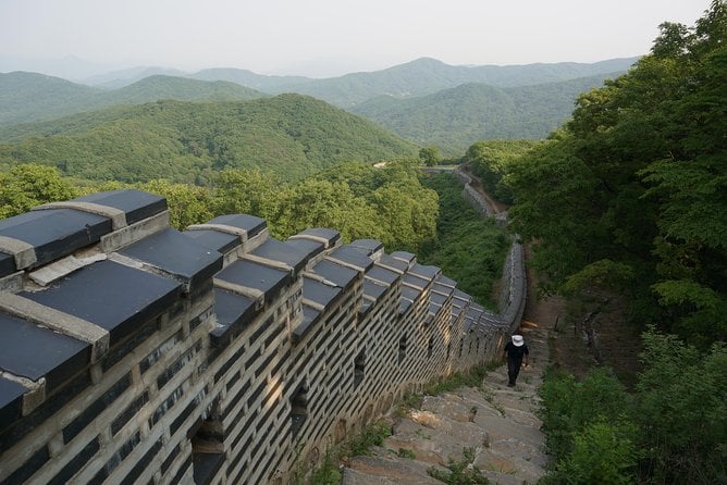Namhansanseong UNESCO Historical Sites and Korean Folk Village-Private Tour - Exploring Namhansanseong Fortress