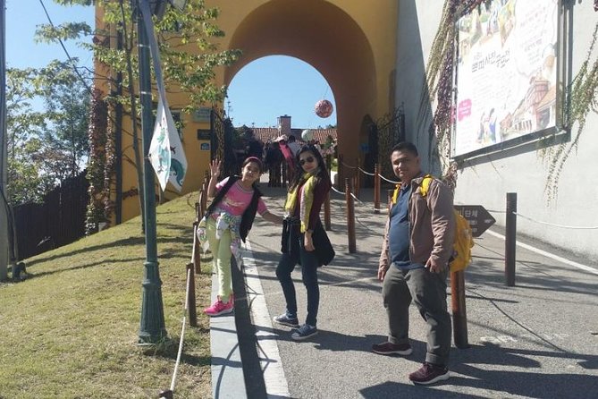 Nami Island Private Tour (6-12 People) - Pickup Information