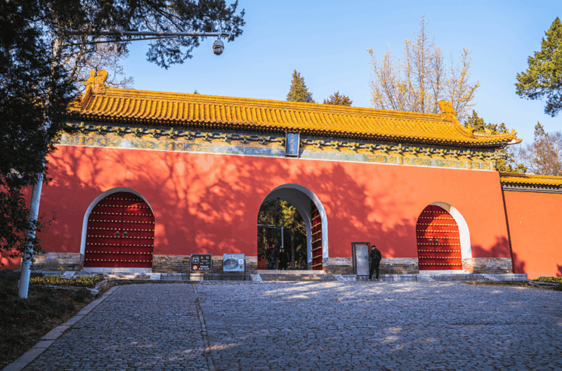 Nanjing Ancient City Tour With Entrance Fee Guide Lunch - Ming Xiaoling Tomb