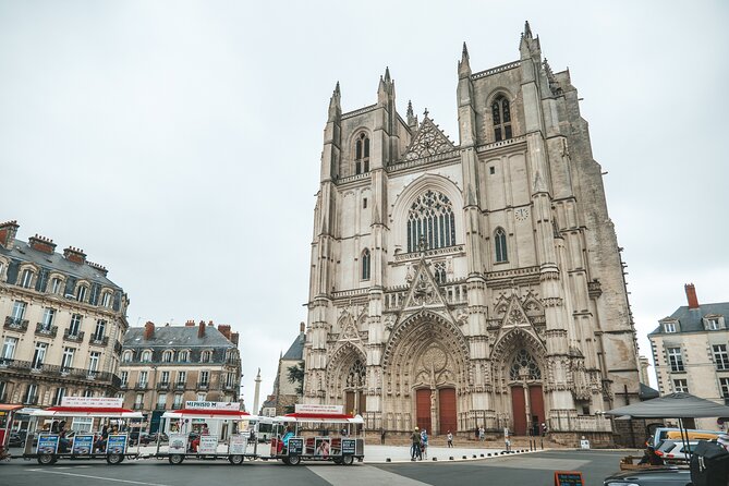 Nantes Like a Local: Customized Private Tour - Tour Duration and Pickup