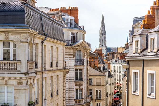 Nantes Scavenger Hunt and Best Landmarks Self-Guided Tour - Meeting Point and Start Time