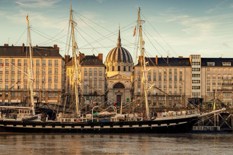 Nantes: Self-Guided Scavenger Hunt & Walking Tour - Detailed Tour Itinerary