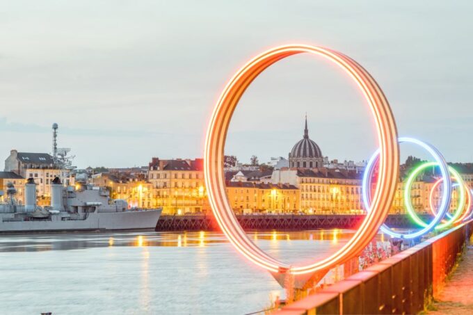 Nantes: Self-Guided Scavenger Hunt & Walking Tour - Exploring Nantes Rich History