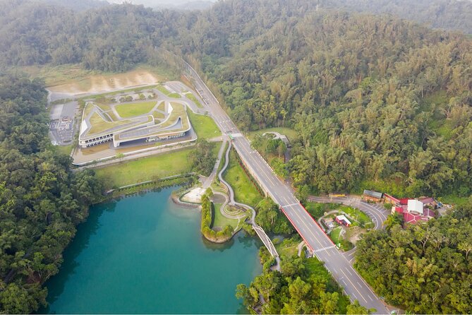 Nantou Day Tour: Sun Moon Lake & Ita Thao Pier From Taipei - Getting to the Meeting Point