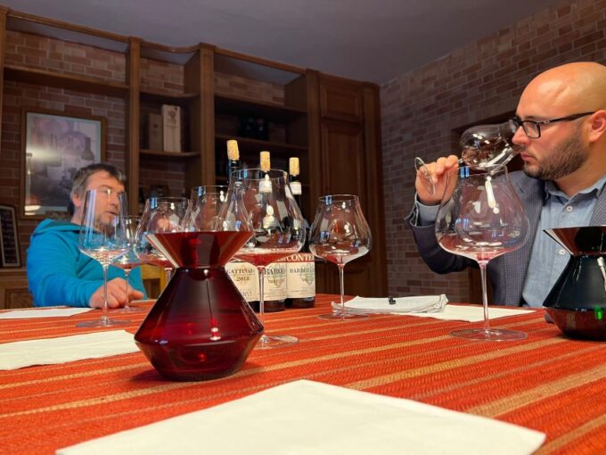 Napa: Hidden Gems Exploration With a Local Sommelière - Traditional Winemaking Techniques