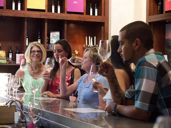 Napa Valley: Wine Tasting Tour by Open Air Trolley & Lunch - Scenic Views and Viticulture Insights