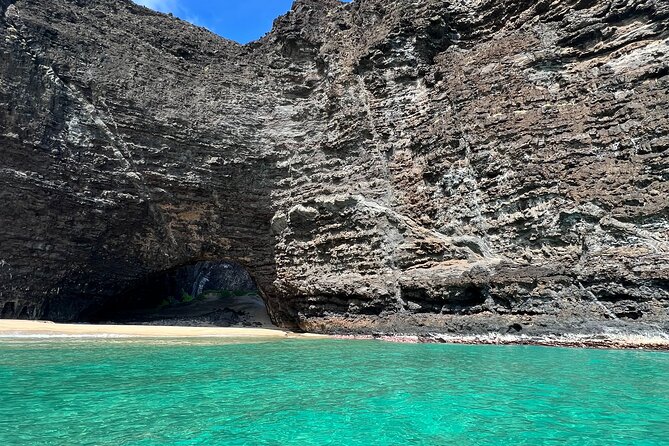 NaPali Boat Tour on the Amelia K - Booking and Cancellation Policy