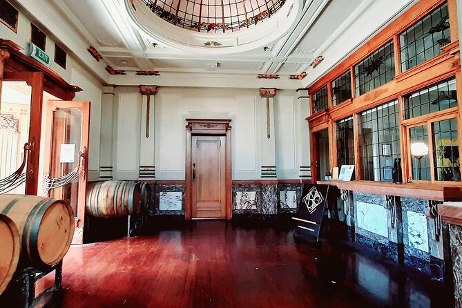 Napier Afternoon Wine, & Gin Tasting (Thurs Thru to Saturdays ) - Vineyard Strolls and Scenery