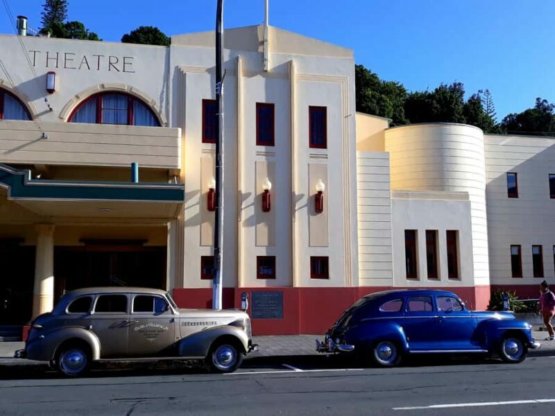 Napier: Art-Deco + Te Mata Peak+ Garden Walk + Wine Tasting - The Value of the Experience