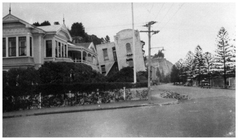 Napier: Self-Guided Earthquake Audio Tour - Earthquake Survivor Accounts