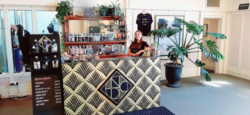 Napier: Wine and Gin Tasting Tour With Lunch - Itinerary Highlights