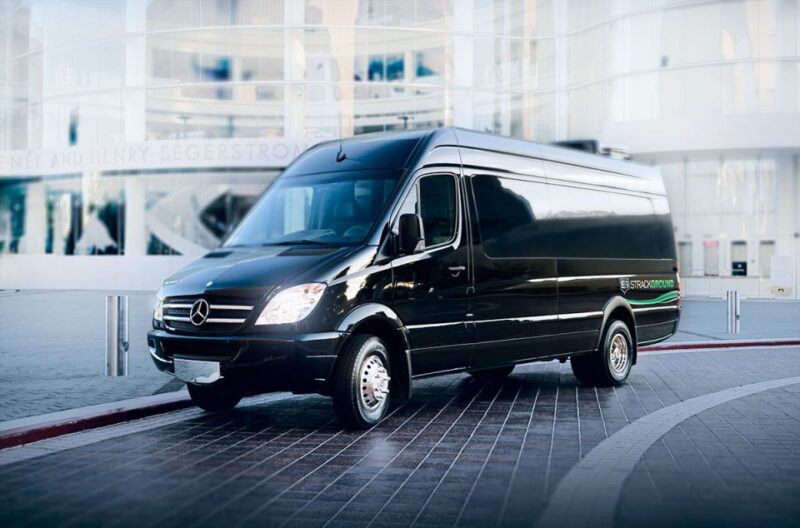 Naples: 1-Way Private Airport Transfer From Sorrento - Vehicle and Driver