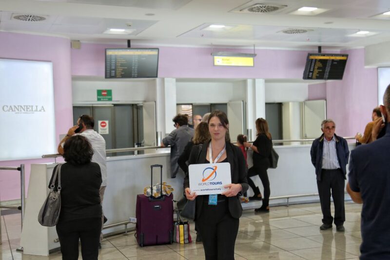 Naples Airport: Private Transfers To & From Naples Hotels - Vehicle and Driver Details