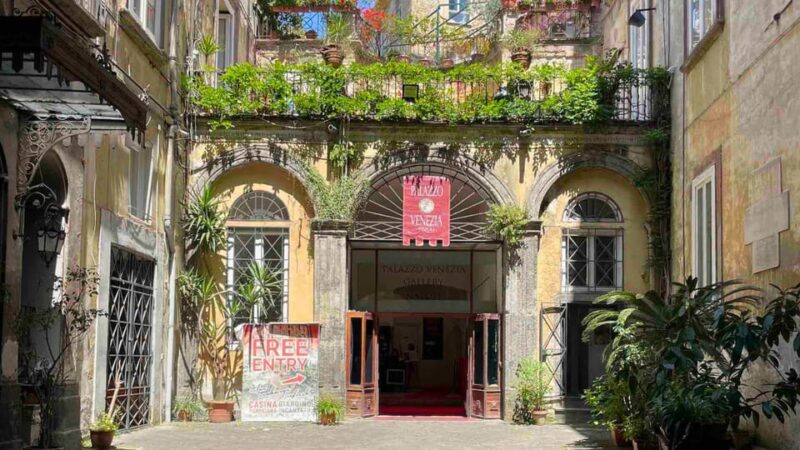 Naples: Blood and Passion - A Self-Guided Audio Tour - Experience Highlights