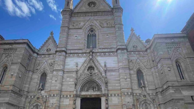 Naples: Blood and Passion - A Self-Guided Audio Tour - Meeting Point and Requirements