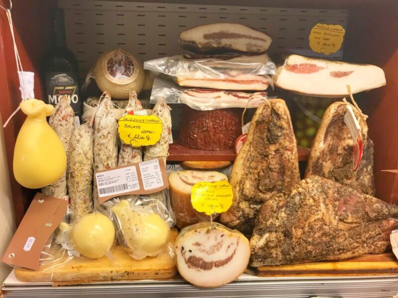 Naples by Night: Food and Wine Walking Tour With Local Guide - Savoring Neapolitan Cuisine