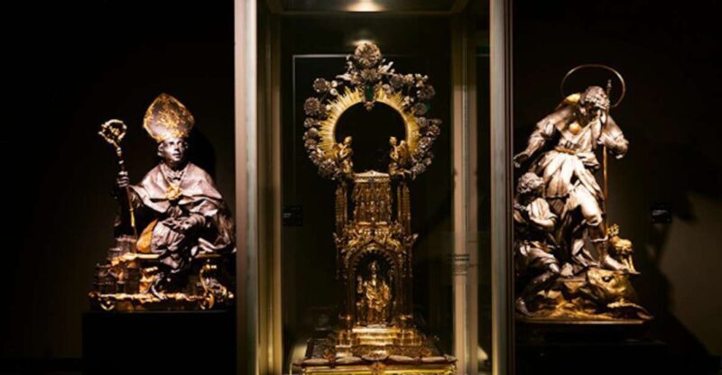 Naples: Chapel & Museum of San Gennaro Guided Tour - Expert Guides and Their Importance