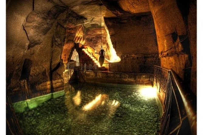 Naples: City Center Walking Tour With Underground Naples - Group Size and Meeting Point