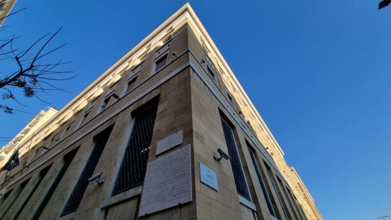Naples: City Monuments Guided Walking Tour - Features of the Tour