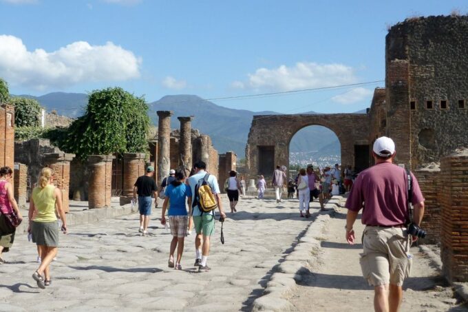 Naples: Day Trip to Pompeii and Capri - Frequently Asked Questions