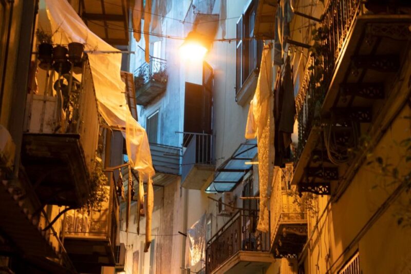 Naples: Express Walk With a Local in 60 Minutes - Tour Details