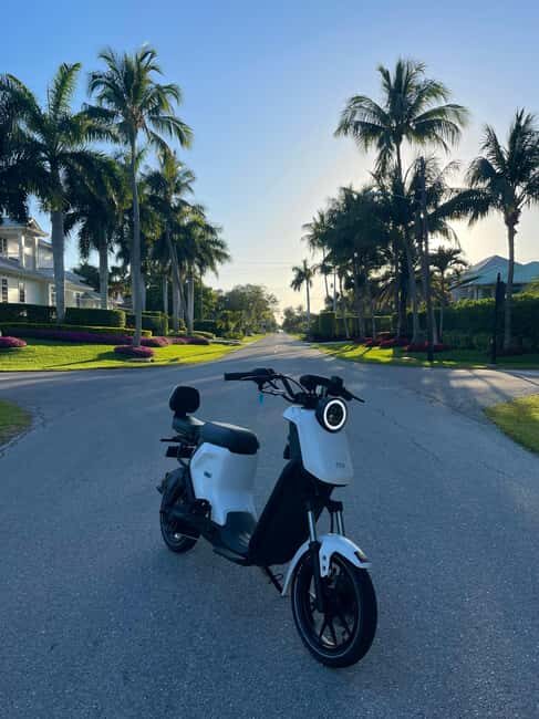 Naples Florida: Downtown Electric Moped Tour - Fun For All - The Sum Up