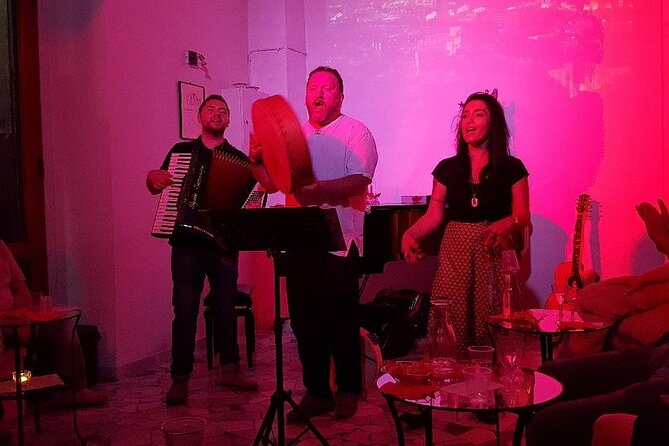 Naples Folklore: A Unique Concert of Traditional Neapolitan Music - Sip and Savor the Atmosphere