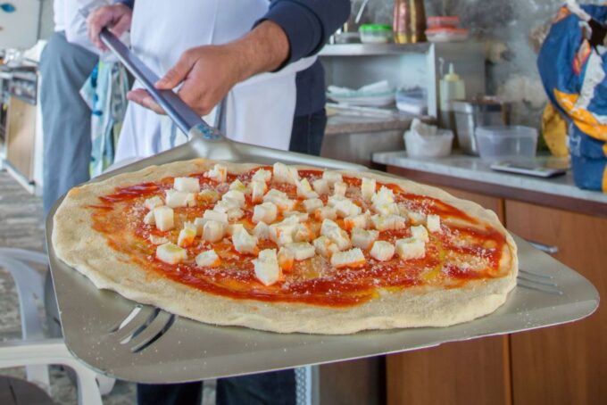Naples: Margherita Pizza Cooking Class and Lunch - Step-by-Step Pizza Preparation