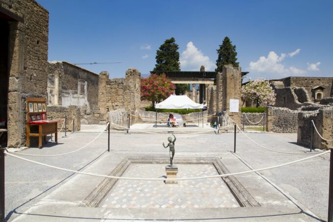 Naples or Sorrento: Full-Day Pompeii and Mount Vesuvius Tour - Booking and Cancellation