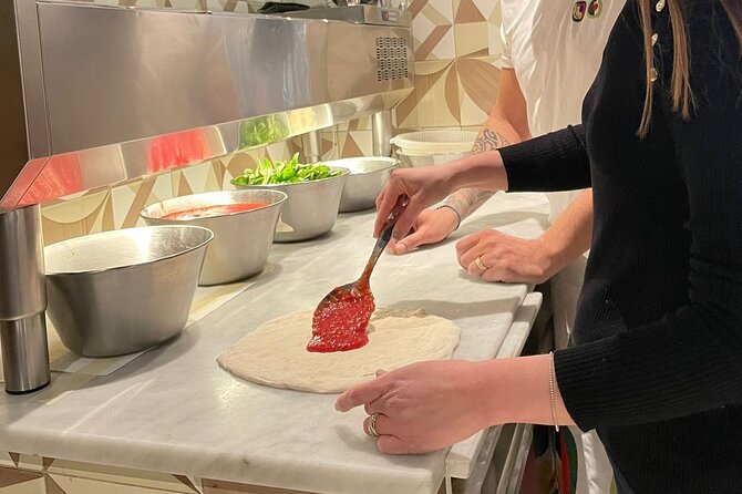Naples: Pizza Making Class - Authentic Neapolitan Traditions