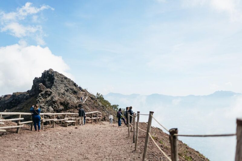 Naples: Pompeii and Mt. Vesuvius With Lunch and Wine Tasting - Itinerary and Activities
