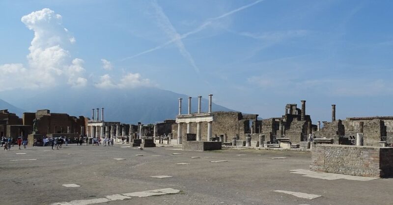 Naples: Pompeii & Herculaneum Tour With Lunch & Wine Tasting - Experience Highlights