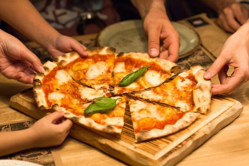 Naples: Premium Pizza-Making Class at a Pizzeria - Class Details