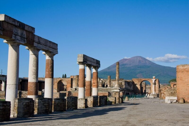 Naples: Shore Excursion Naples, Pompeii & Pizza Drive & Walk - Itinerary Details